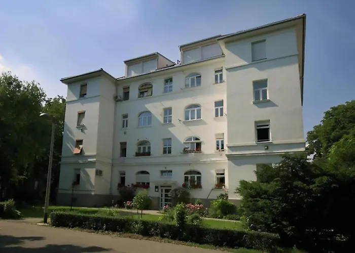 Note Luxury Apartments